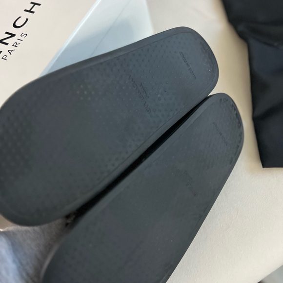 Givenchy Black Slides - Picture 4 of 7